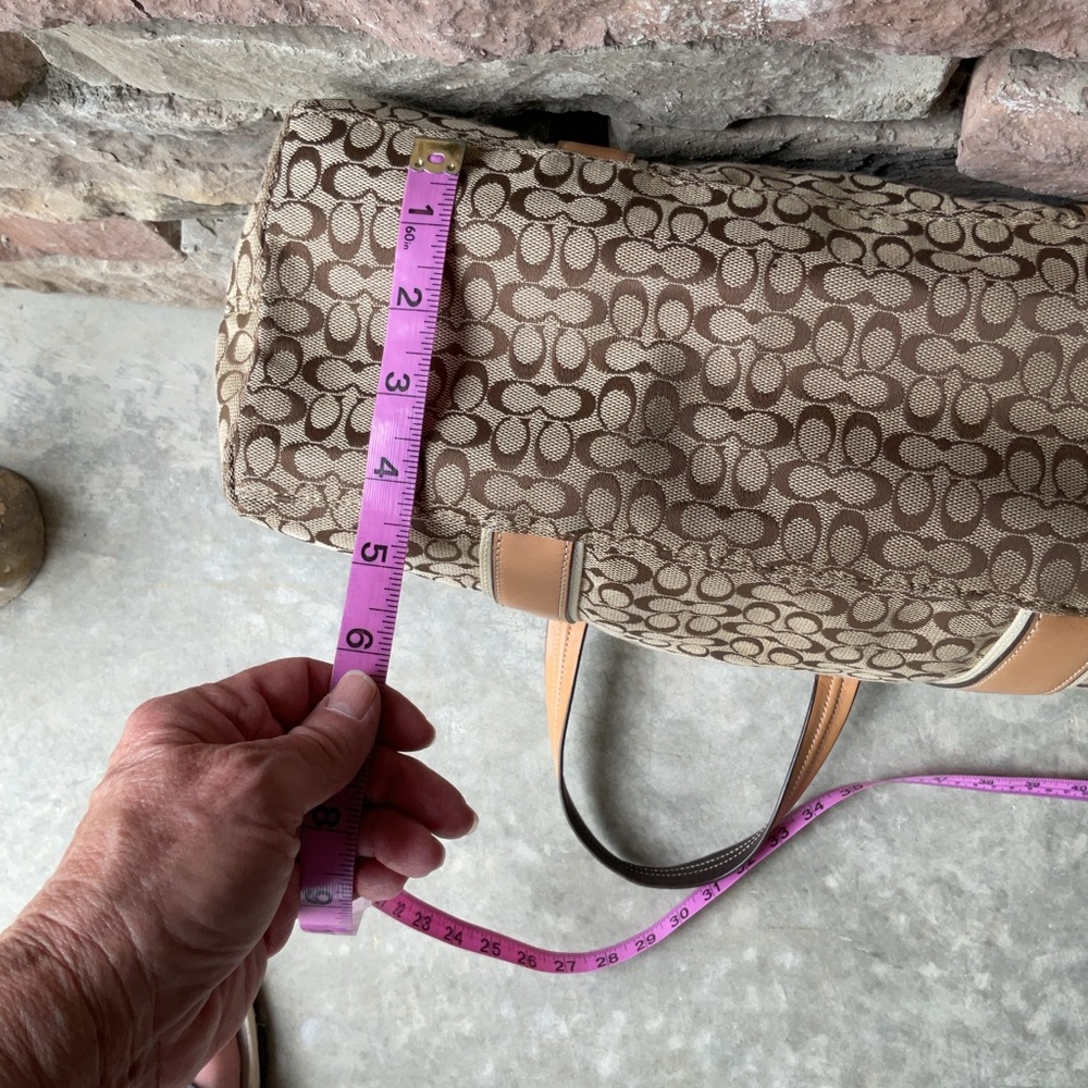 Coach Brown and Tan signature Tote Bag F77142 - Picture 8 of 9